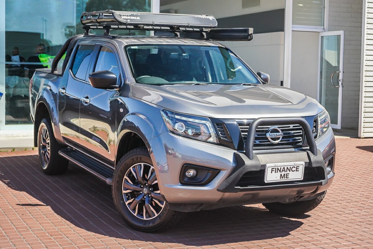 Nissan Navara image 1