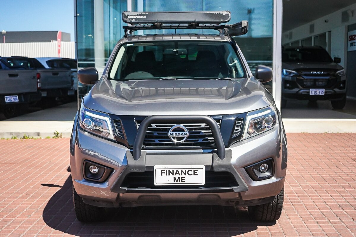 Nissan Navara image 3
