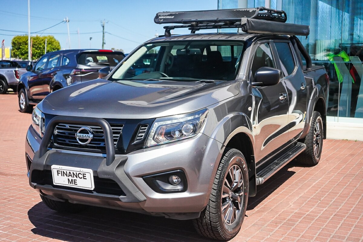 Nissan Navara image 4