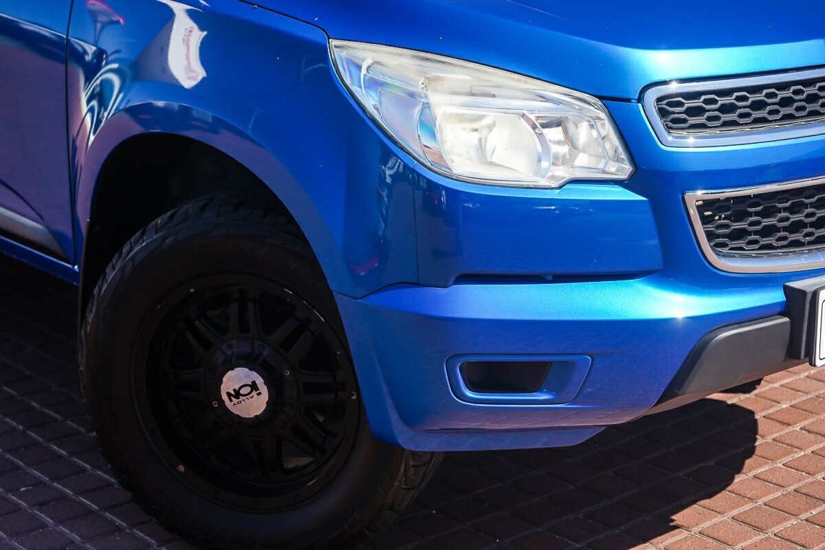 Holden Colorado image 2