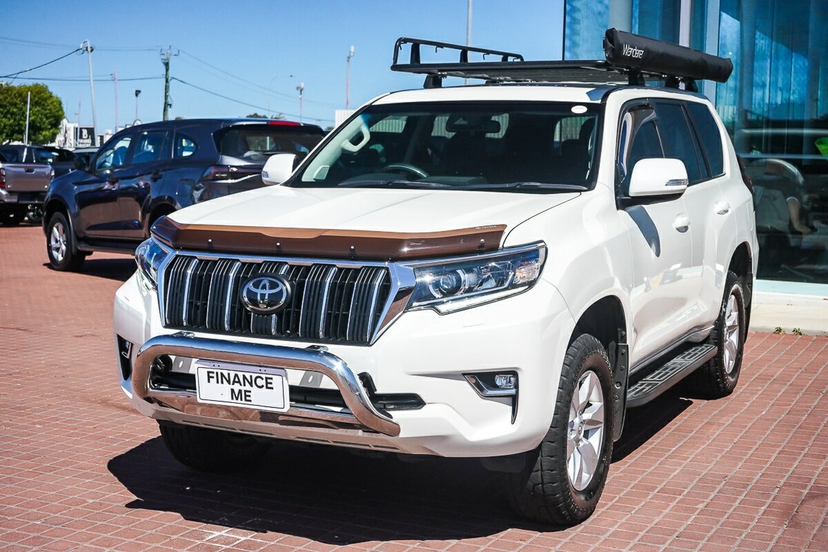 Toyota Landcruiser Prado image 4