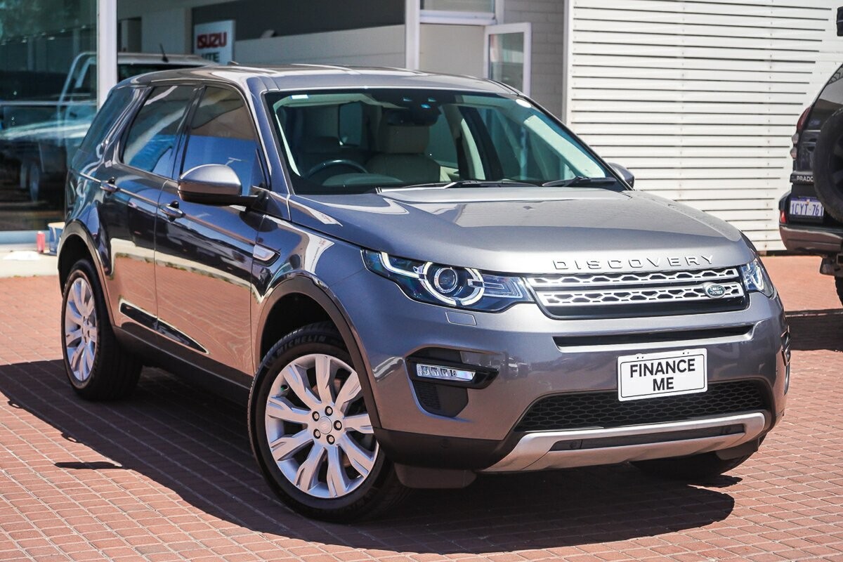 Land Rover Discovery Sport image 1