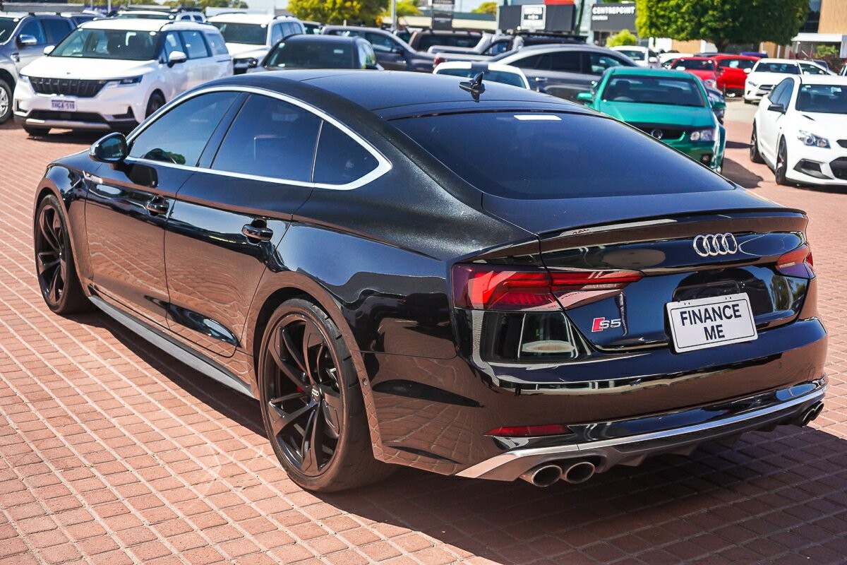 Audi S5 image 4