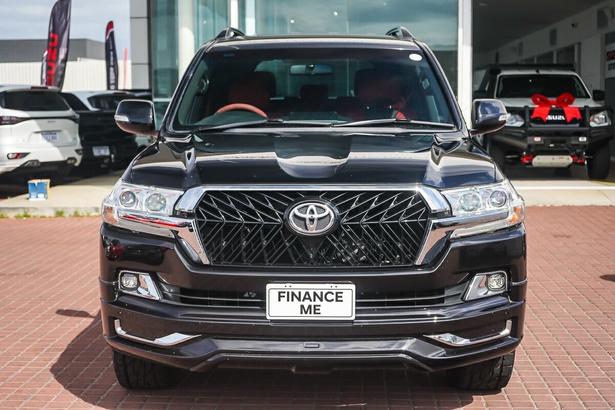 Toyota Landcruiser image 3