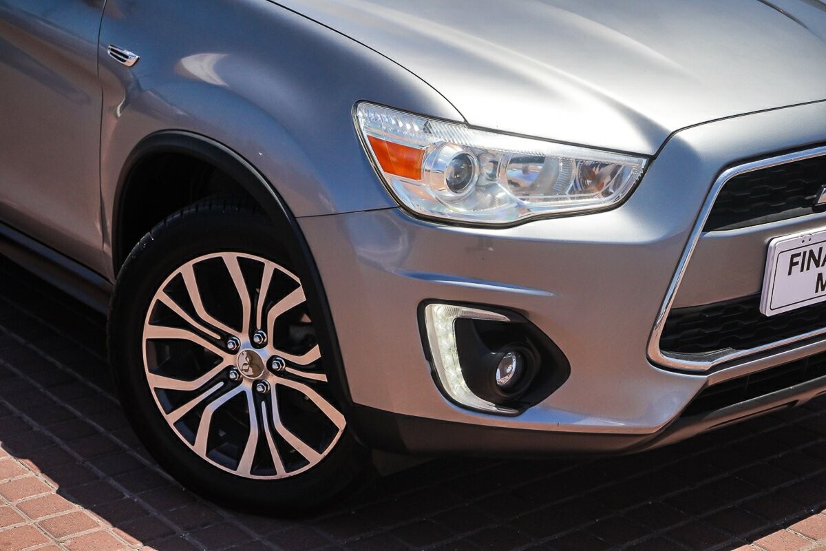Mitsubishi Asx image 2