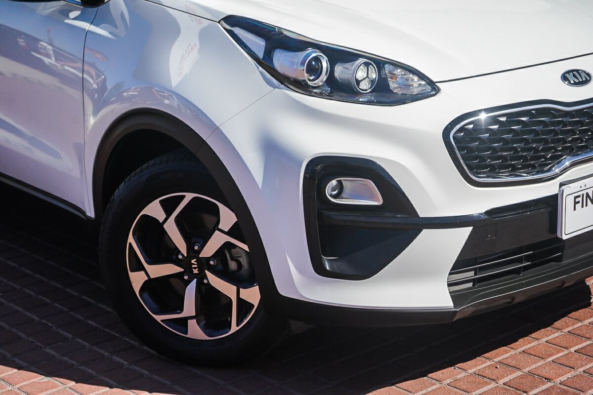 Kia Sportage image 2