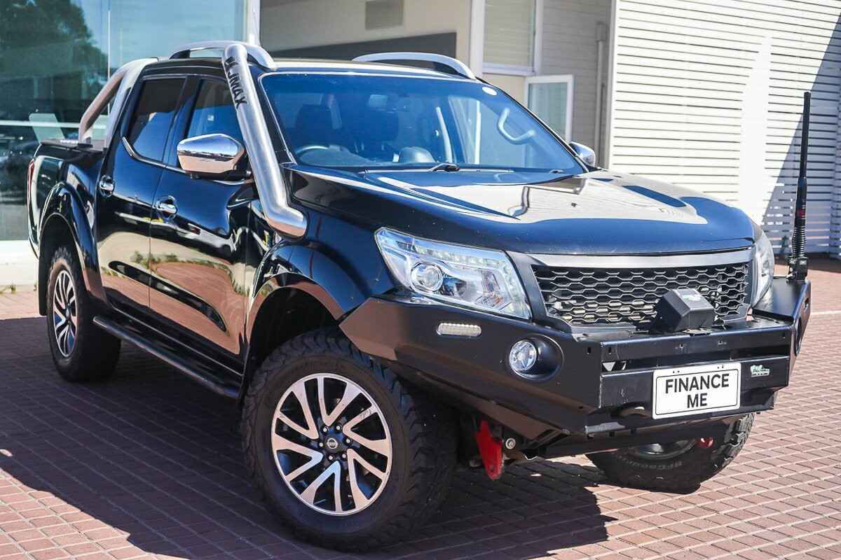 Nissan Navara image 1