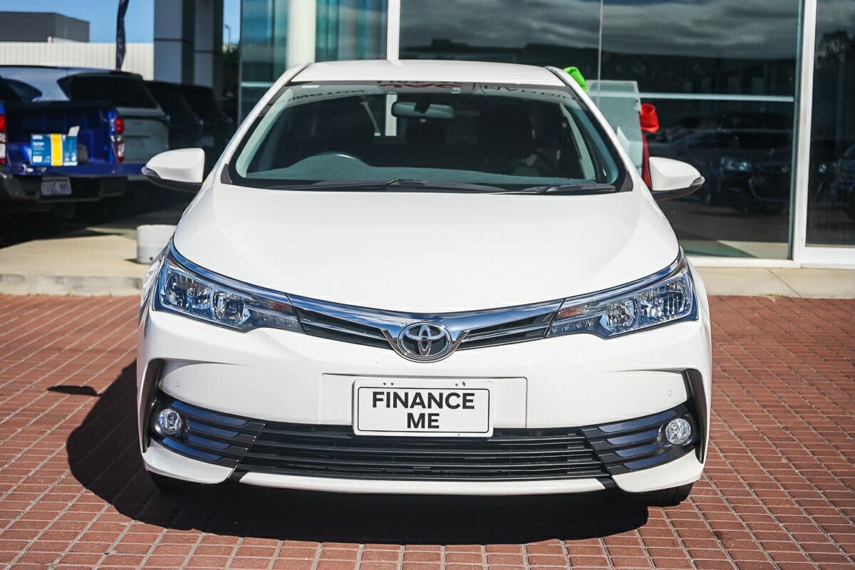 Toyota Corolla image 3