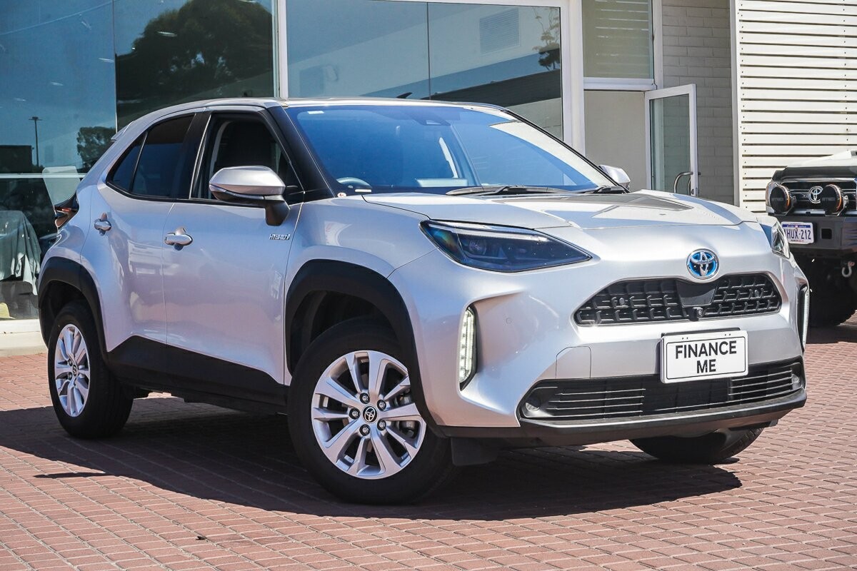 Toyota Yaris Cross image 1