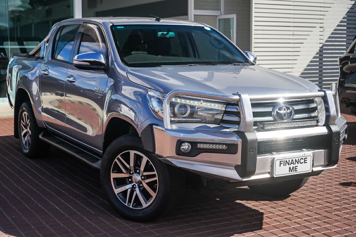 Toyota Hilux image 1