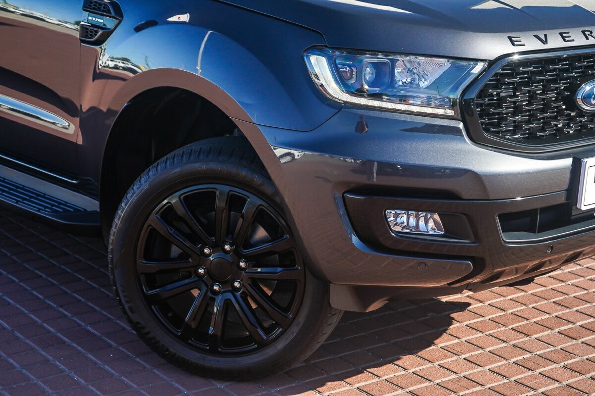 Ford Everest image 2