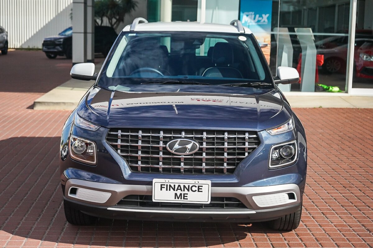 Hyundai Venue image 3