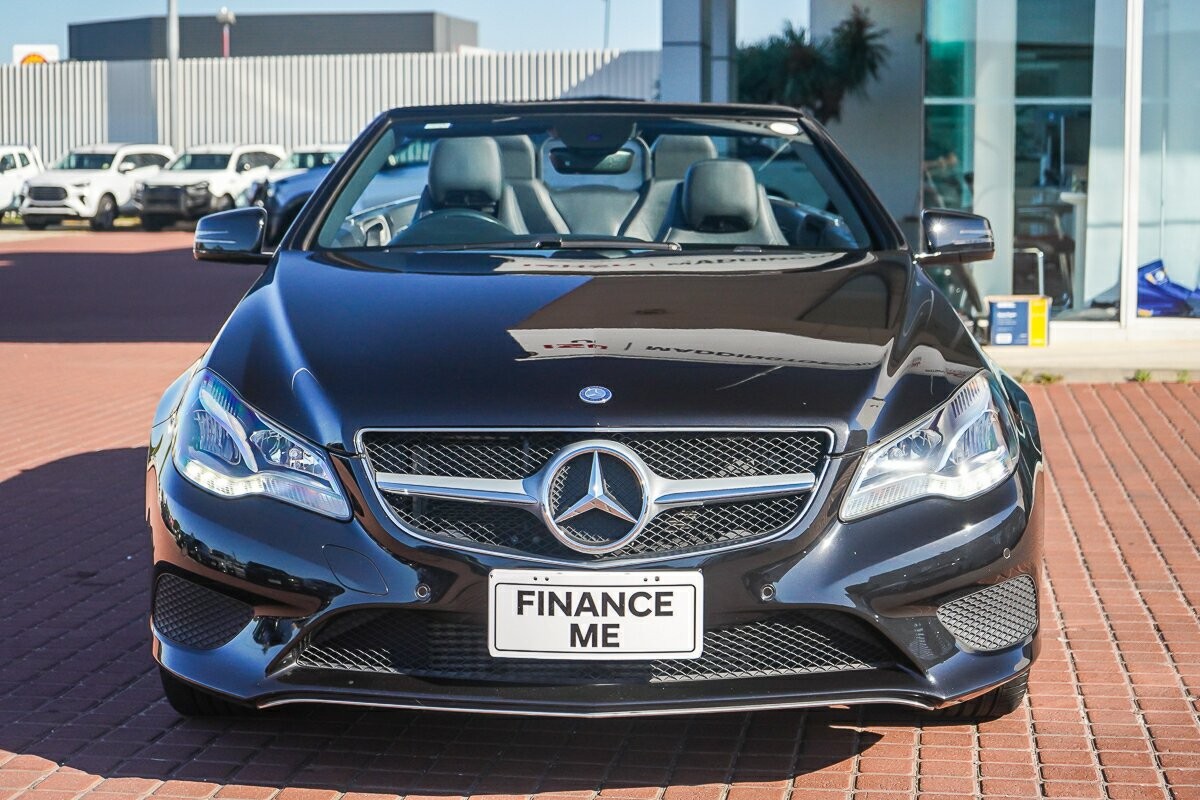 Mercedes Benz E-class image 3