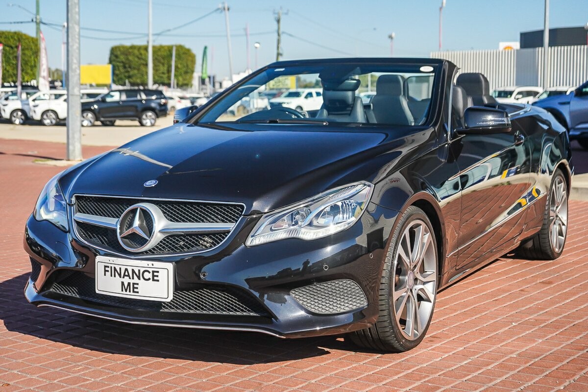 Mercedes Benz E-class image 4