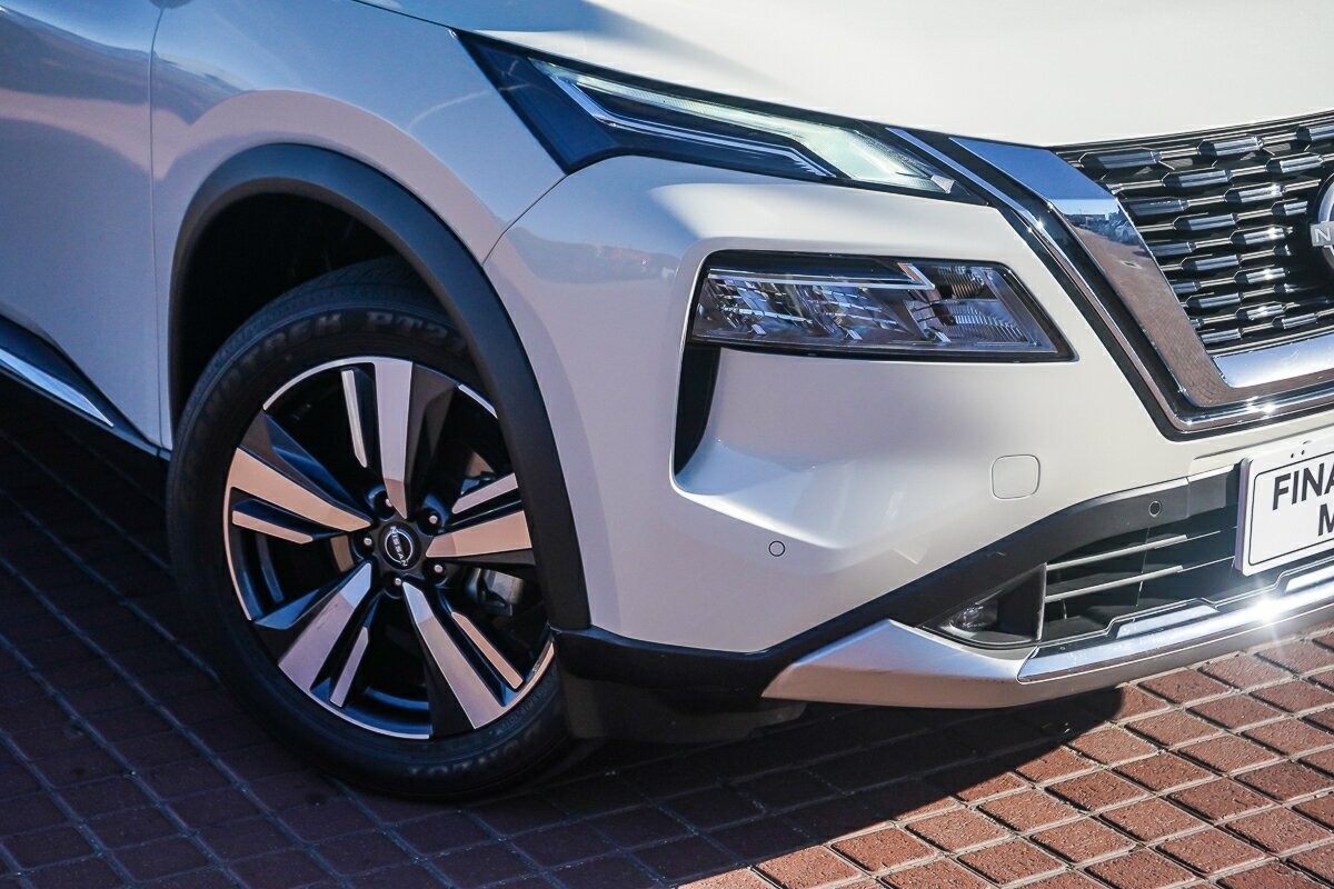 Nissan X-trail image 2
