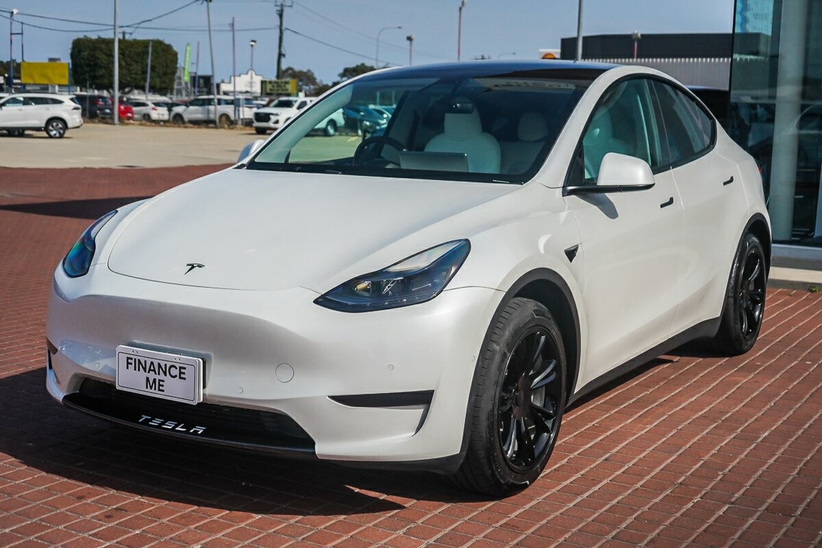 Tesla Model Y image 4