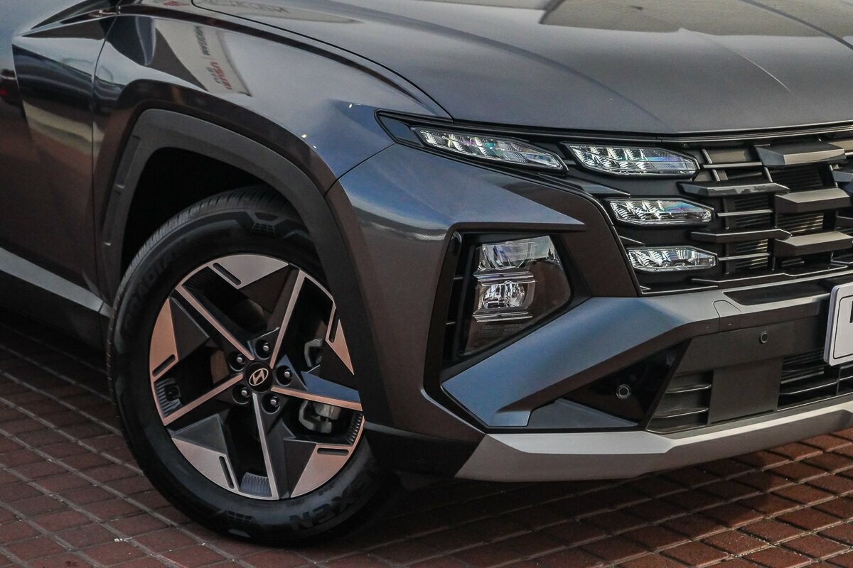 Hyundai Tucson image 2