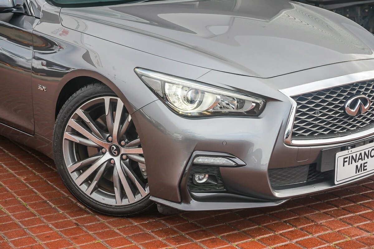 Infiniti Q50 image 2