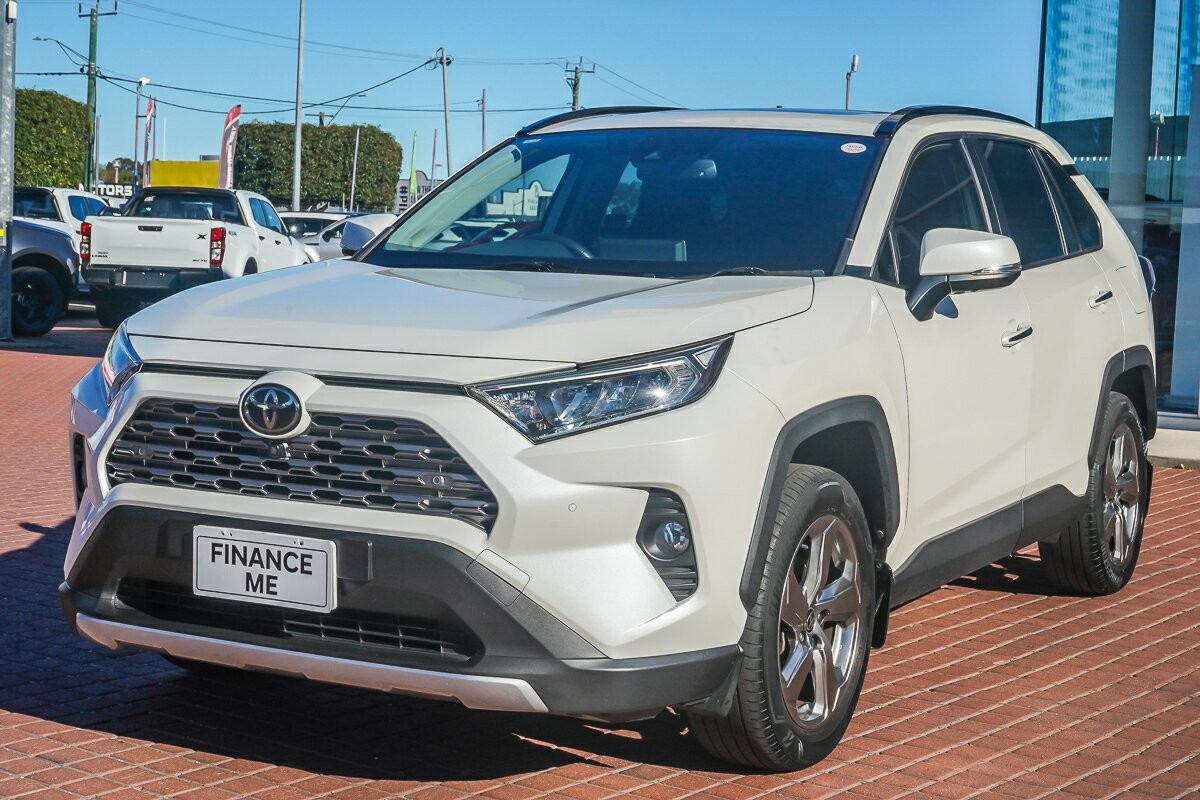 Toyota Rav4 image 4
