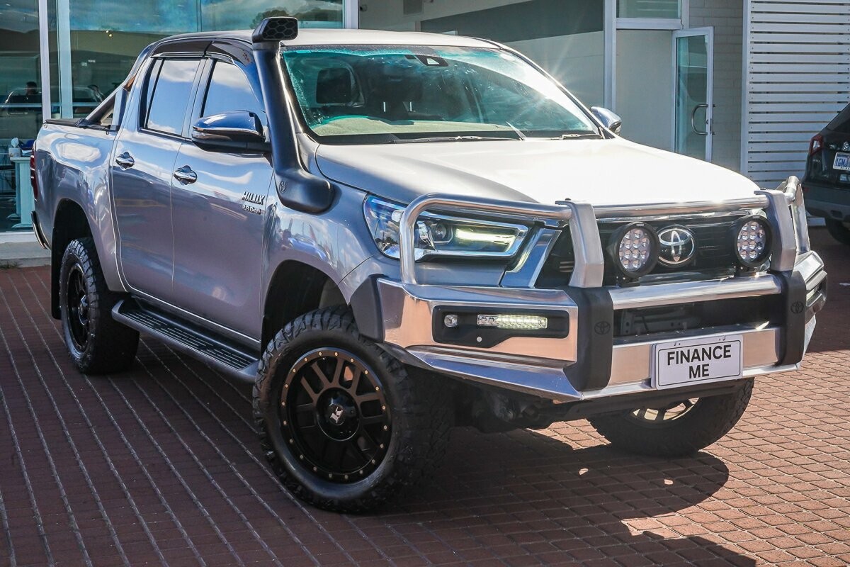 Toyota Hilux image 1