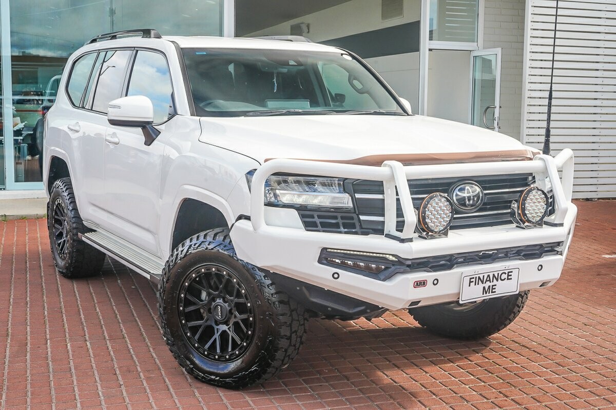 Toyota Landcruiser image 1