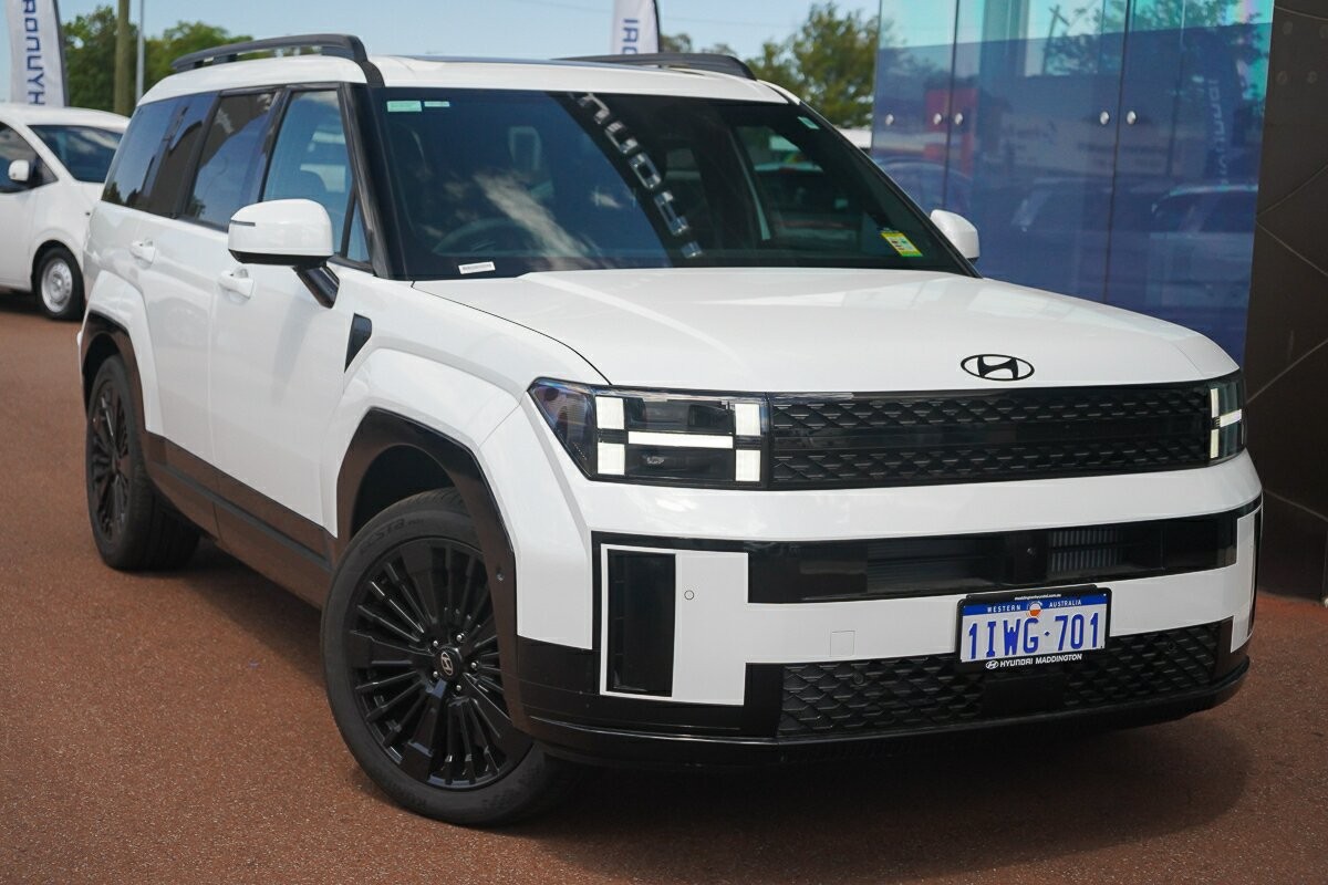 Hyundai Santa Fe image 1