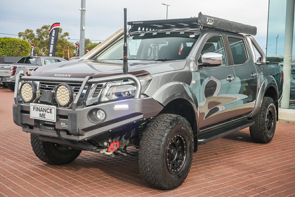 Nissan Navara image 4