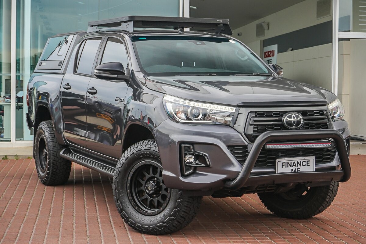 Toyota Hilux image 1