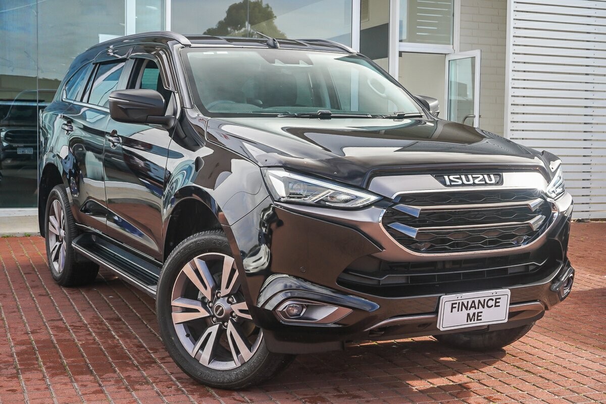 Isuzu Mu-x image 1