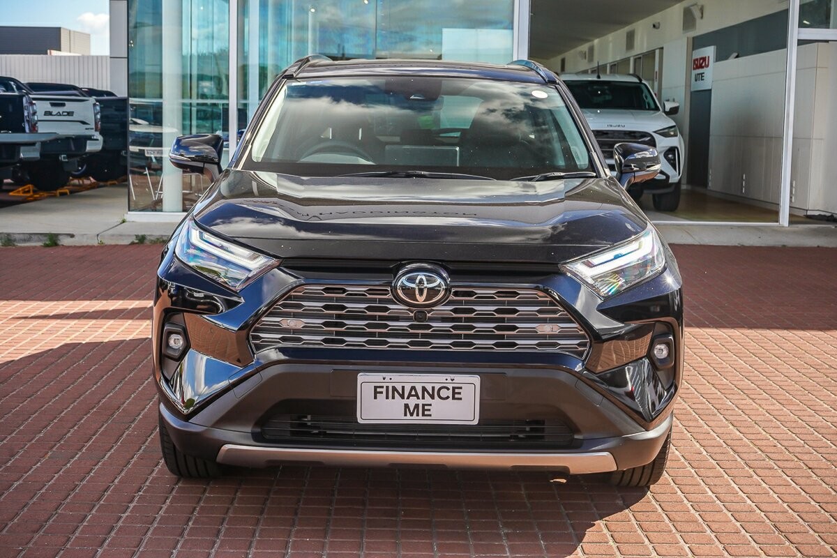 Toyota Rav4 image 3
