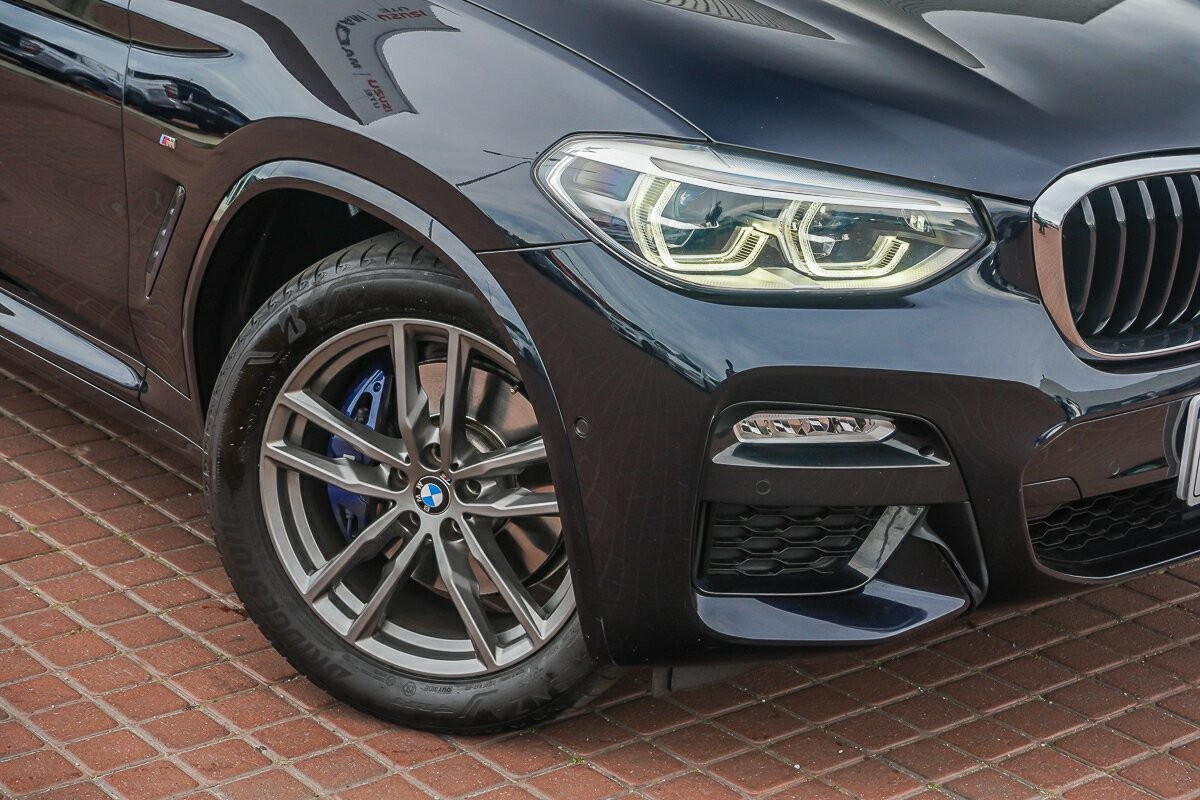 BMW X3 image 2