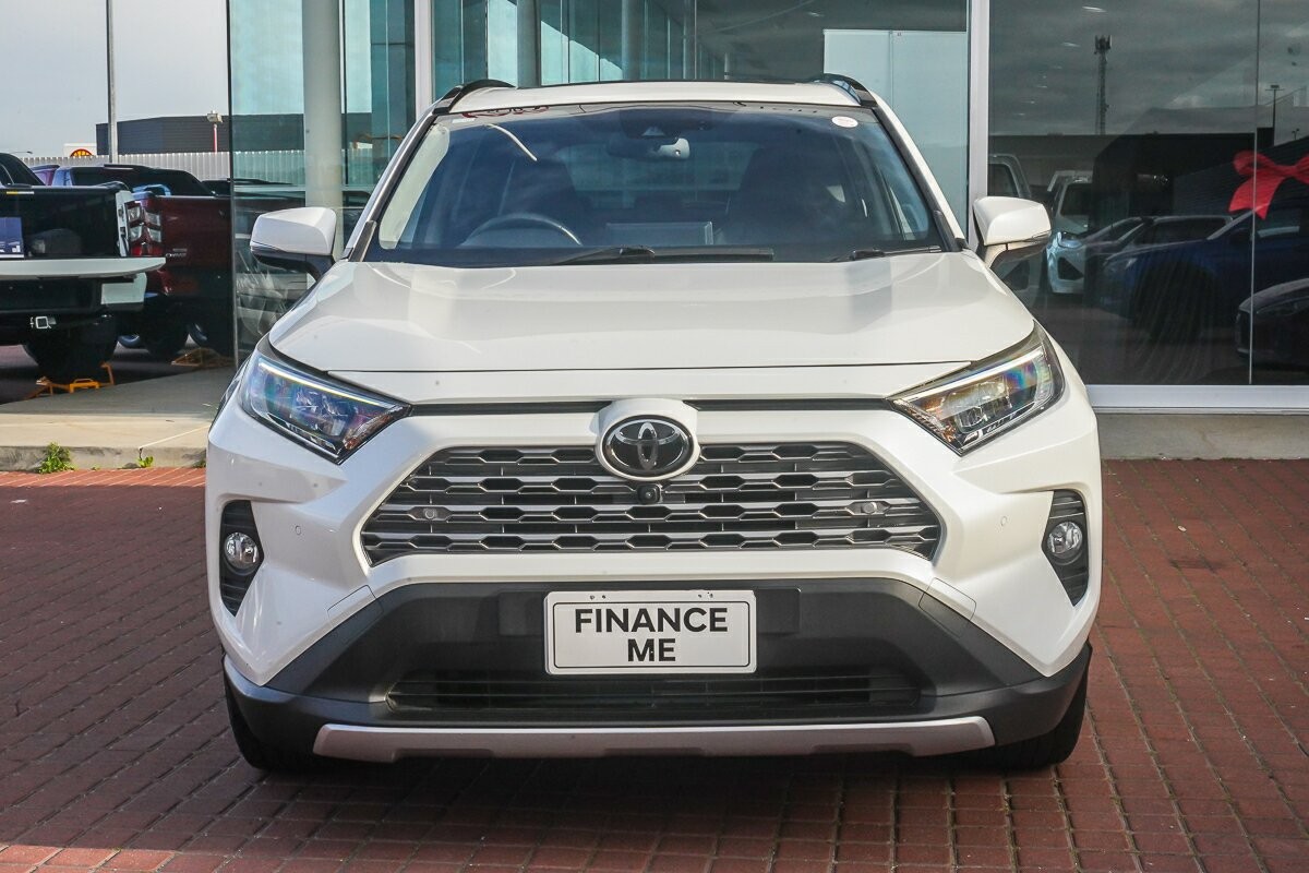 Toyota Rav4 image 3