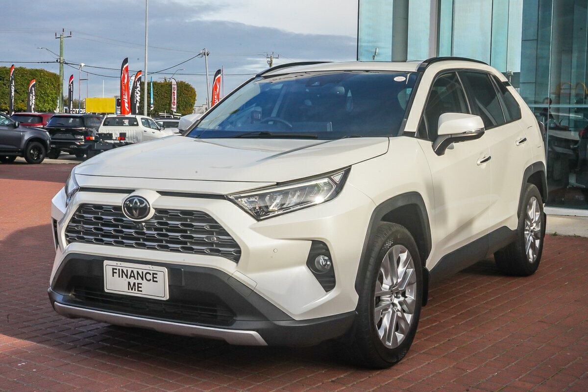 Toyota Rav4 image 4