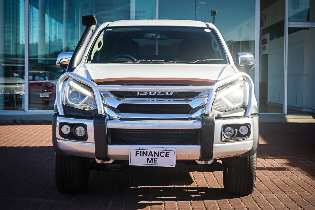 Isuzu Mu-x image 3