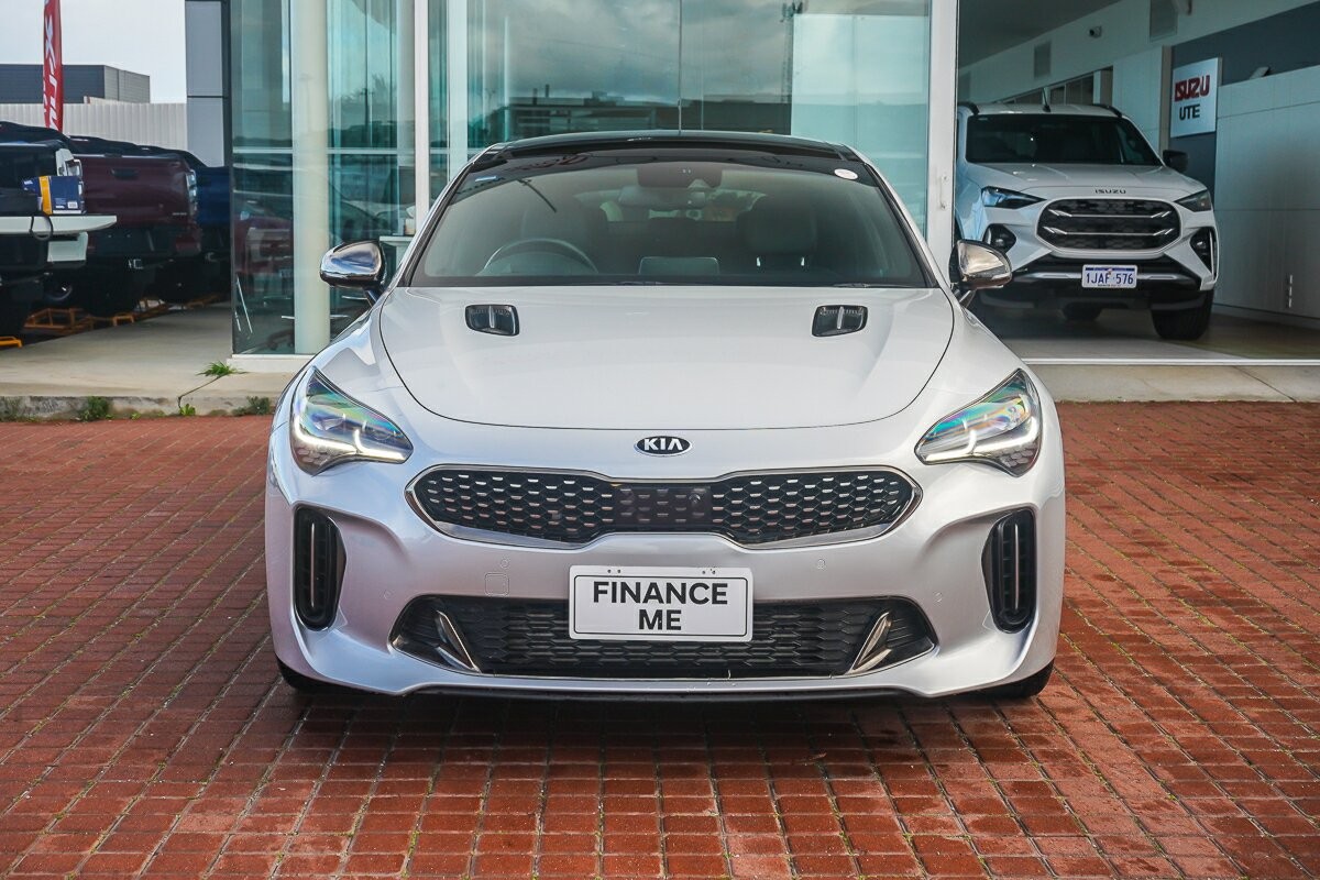 Kia Stinger image 3