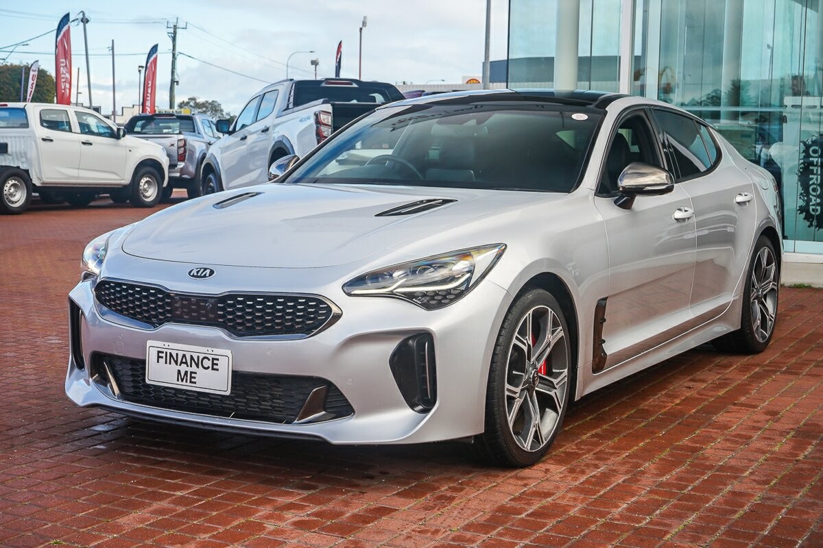 Kia Stinger image 4