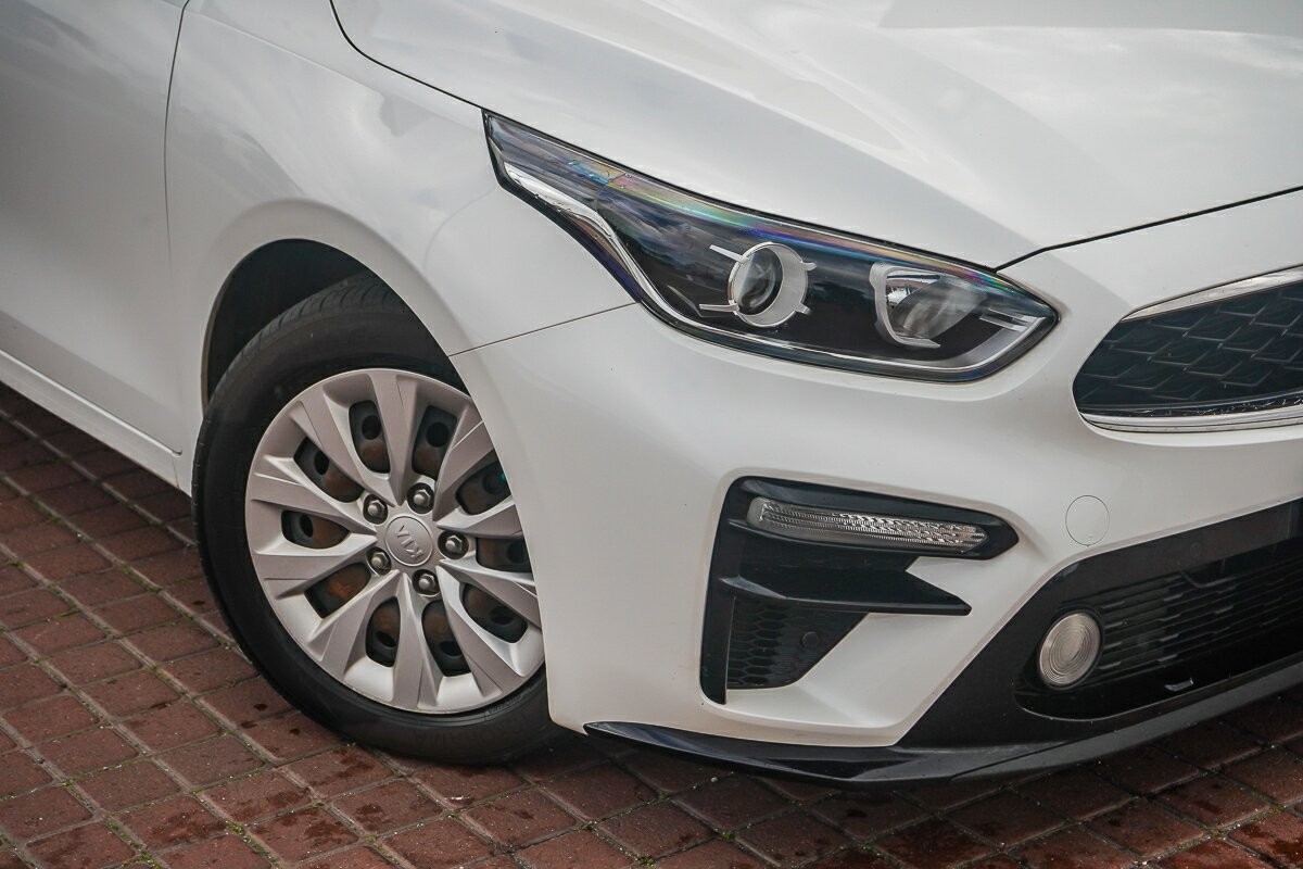 Kia Cerato image 2
