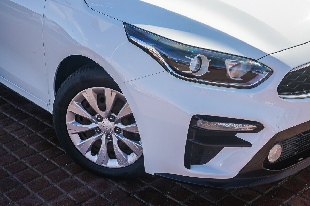 Kia Cerato image 2