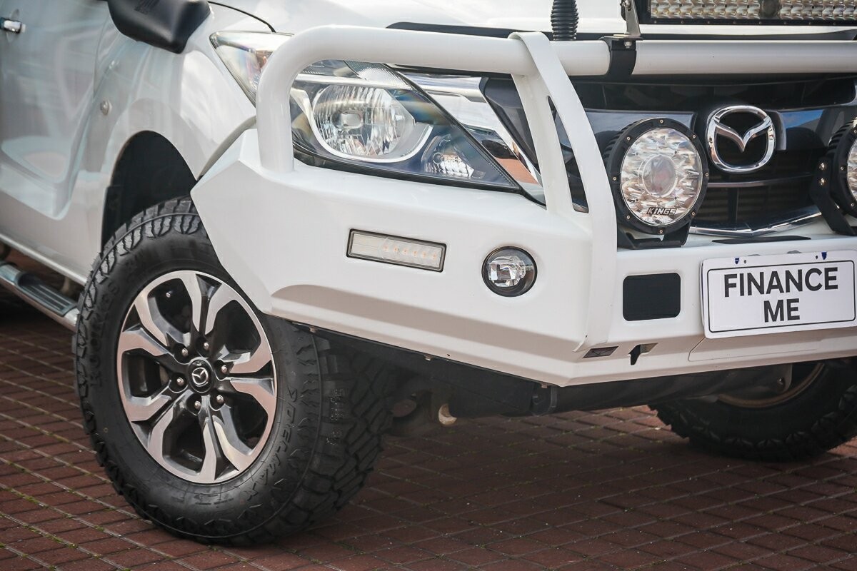 Mazda Bt-50 image 2