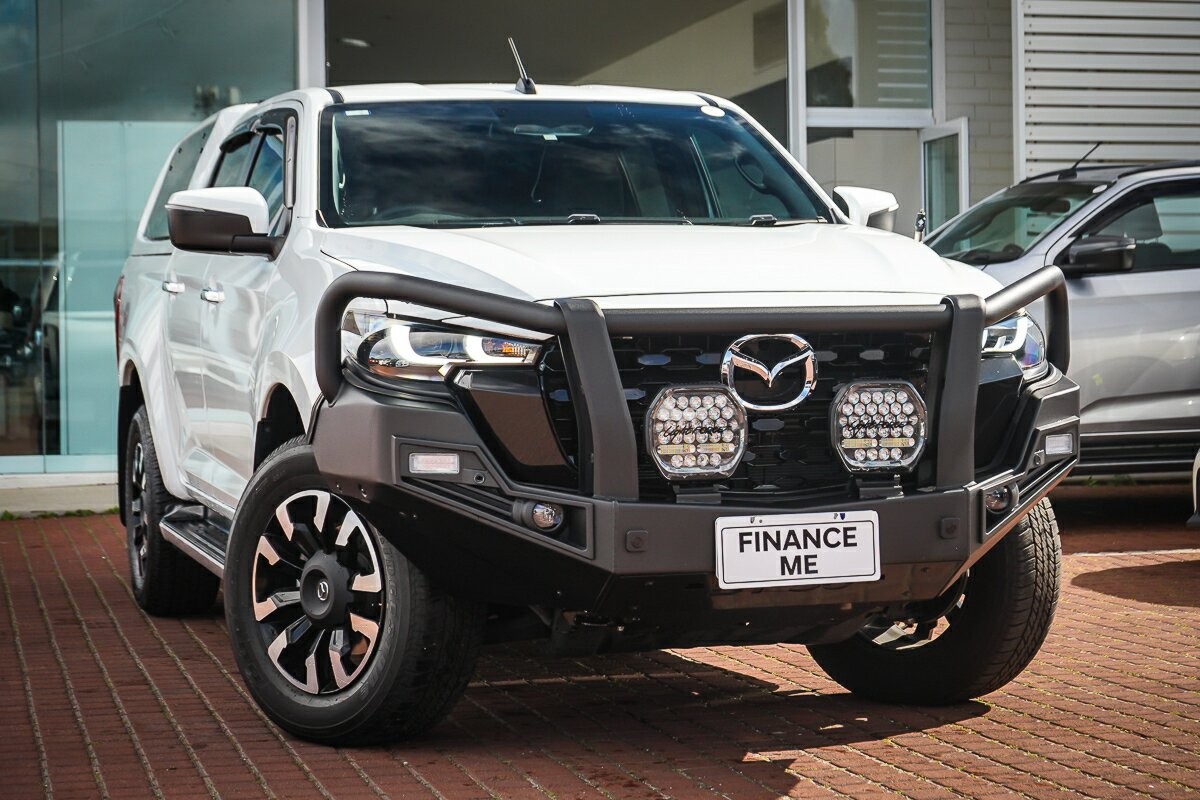 Mazda Bt-50 image 1