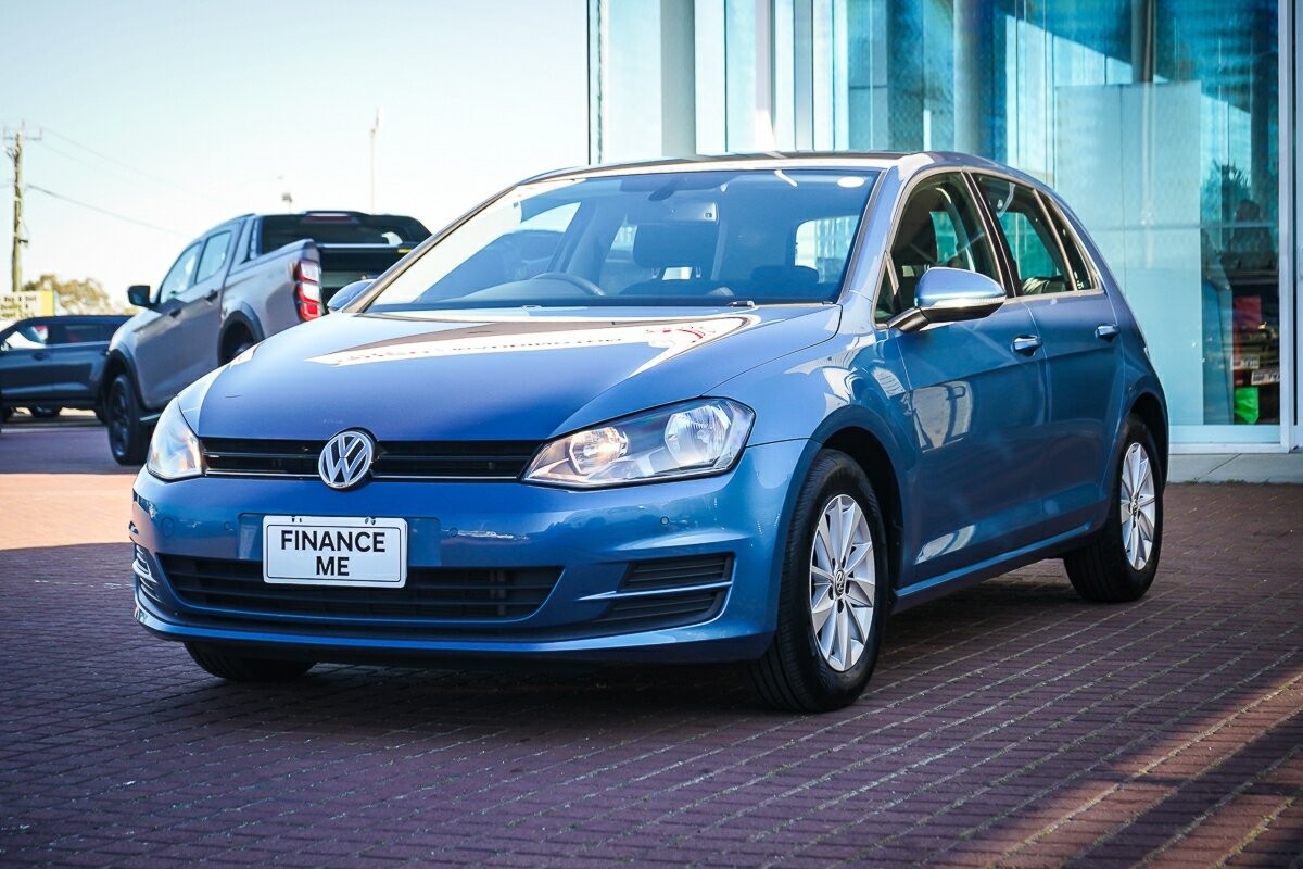 Volkswagen Golf image 4