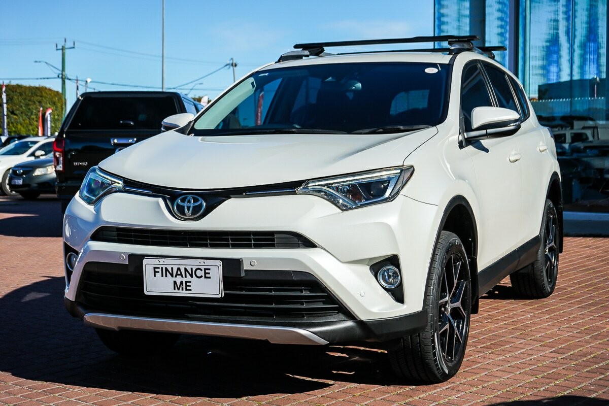 Toyota Rav4 image 4