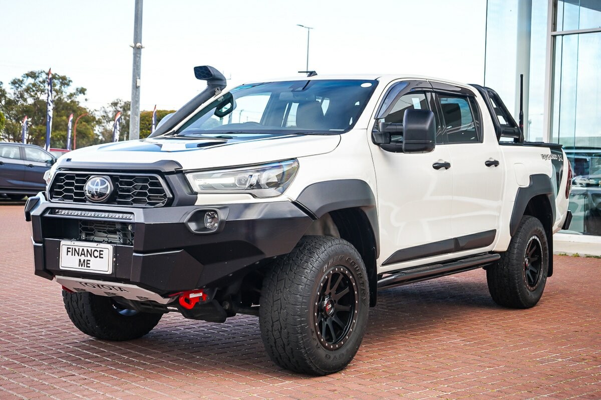 Toyota Hilux image 4