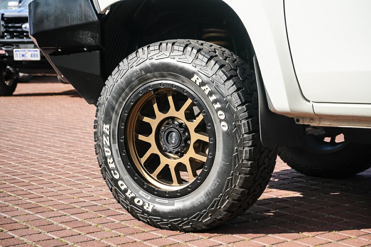 Mitsubishi Triton image 4