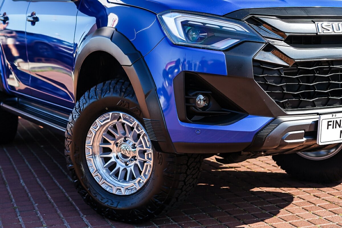 Isuzu D-max image 2