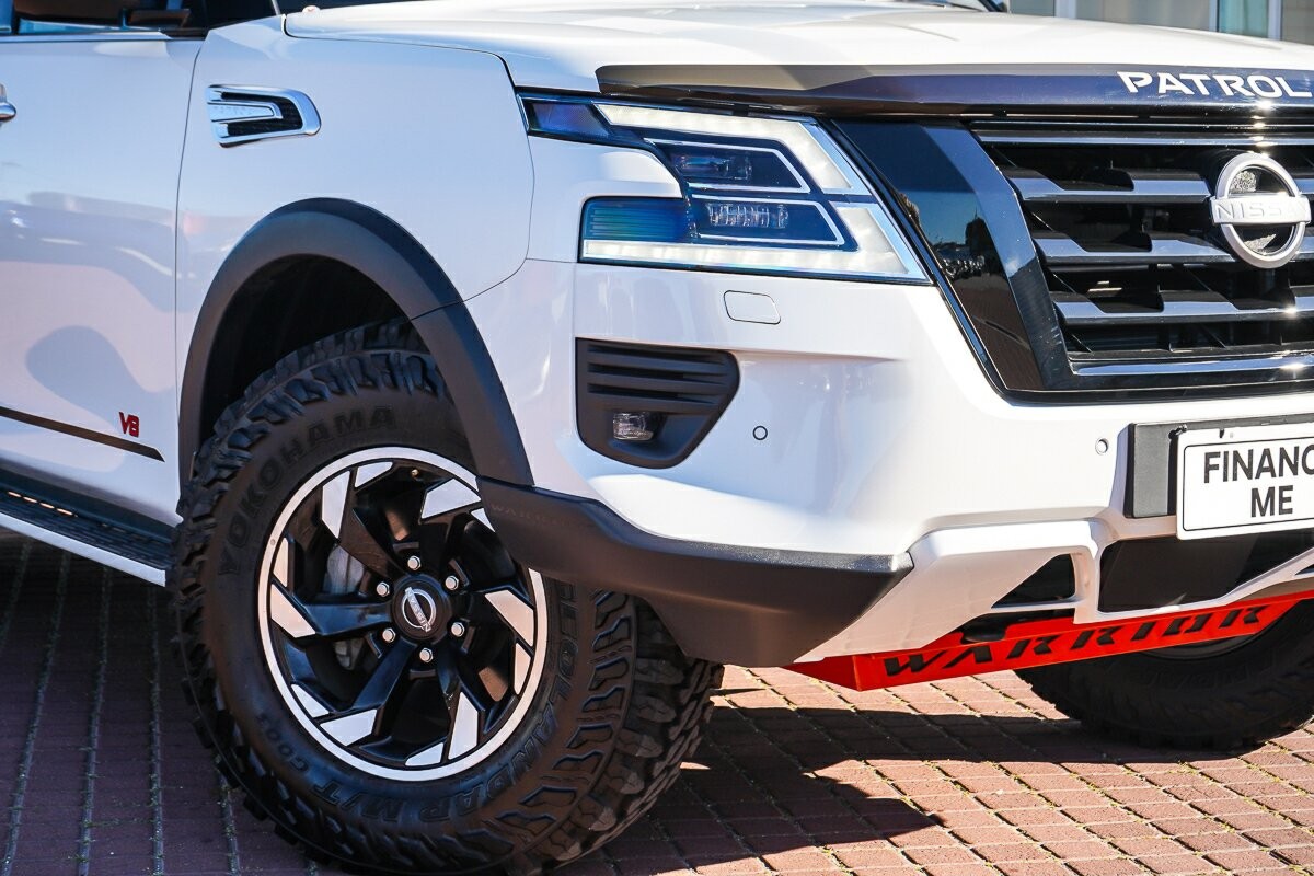Nissan Patrol image 2