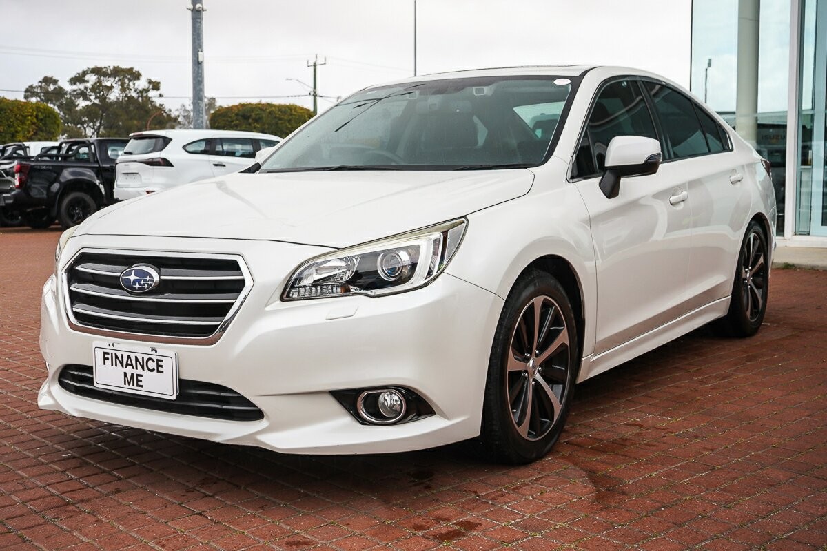 Subaru Liberty image 4