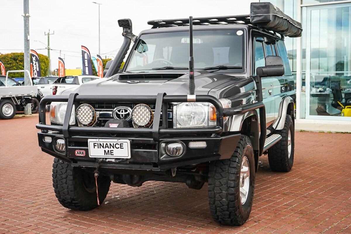 Toyota Landcruiser image 4