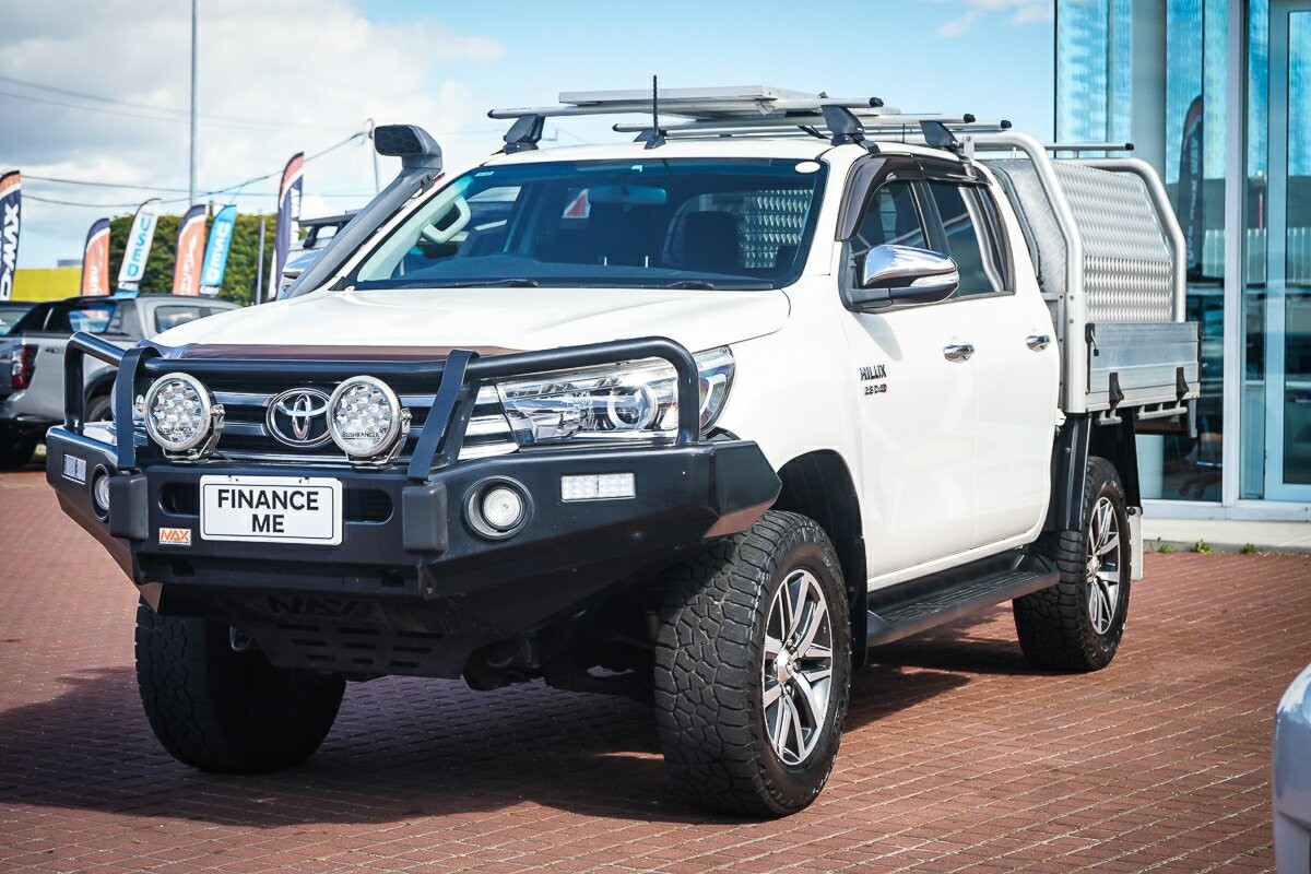 Toyota Hilux image 4