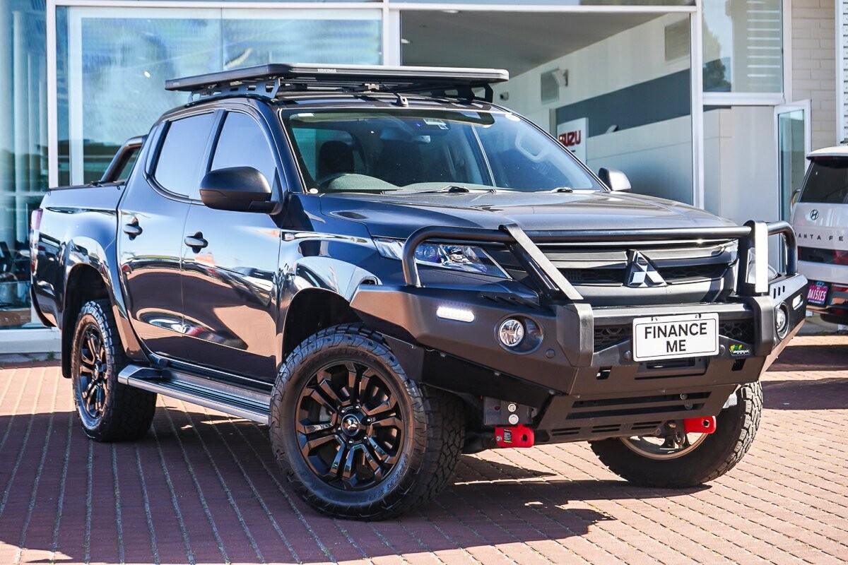 Mitsubishi Triton image 1
